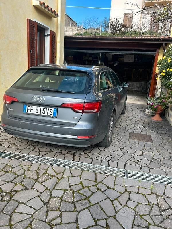 Usata Audi A4 Business 190 CV (139 kW) 2016 Grigio Station wagon