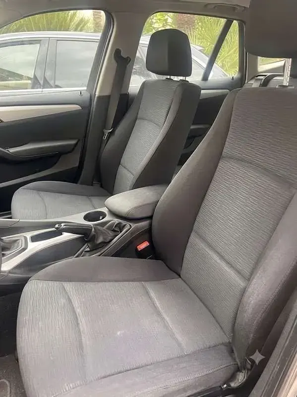 Usata BMW X1 143 CV (105 kW) 2011 Grigio SUV
