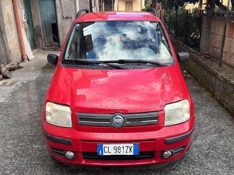 Rosso Usata 2004 Fiat Panda Dynamic Due volumi | 1150 € (Super prezzo) - Immagine 1/4