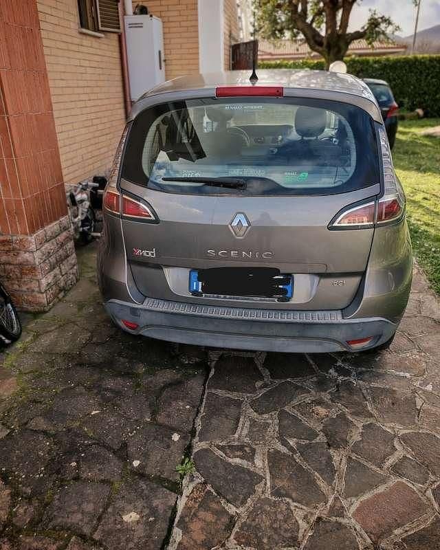 Usata Renault Scénic III 110 CV (80 kW) 2012 Monovolume