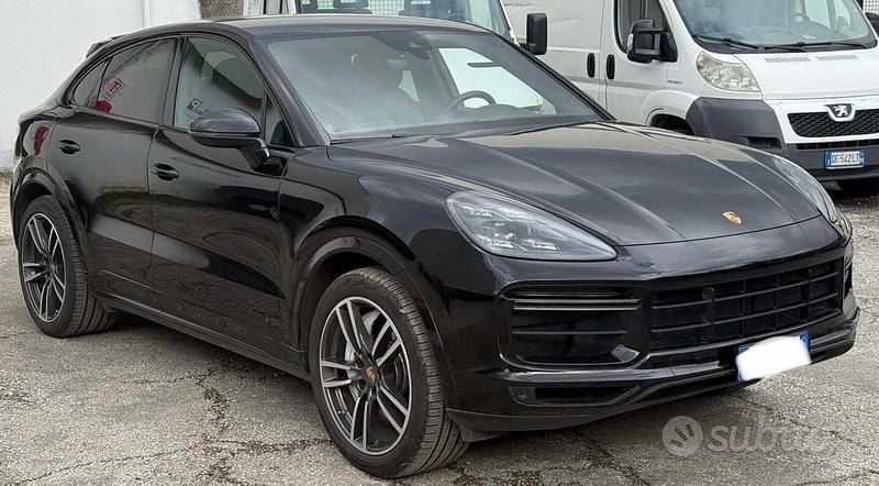 Usata Porsche Cayenne Turbo 549 CV (403 kW) 2019 Nero SUV