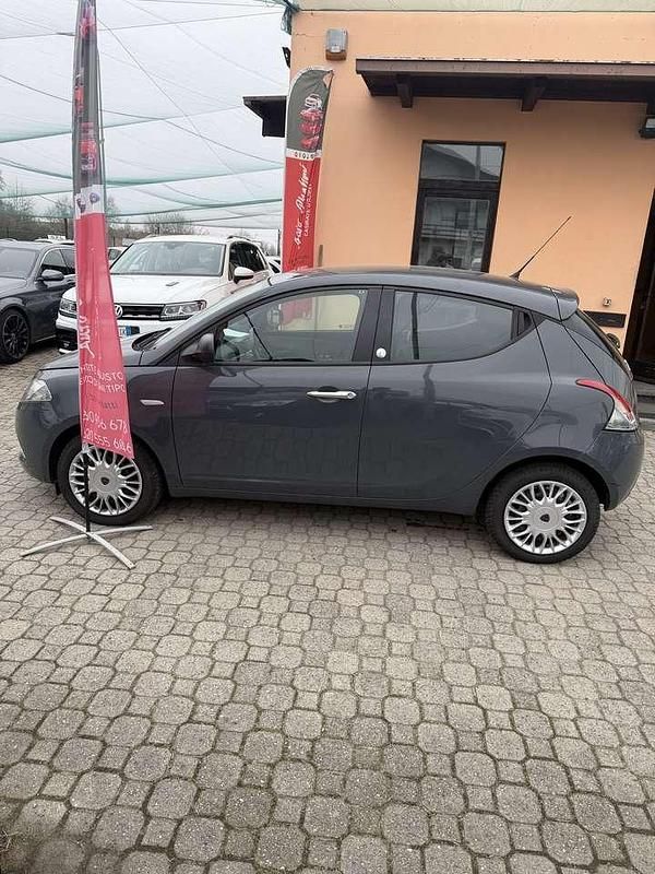 Usata Lancia Ypsilon Gold 69 CV (50 kW) 2016 Other Utilitaria