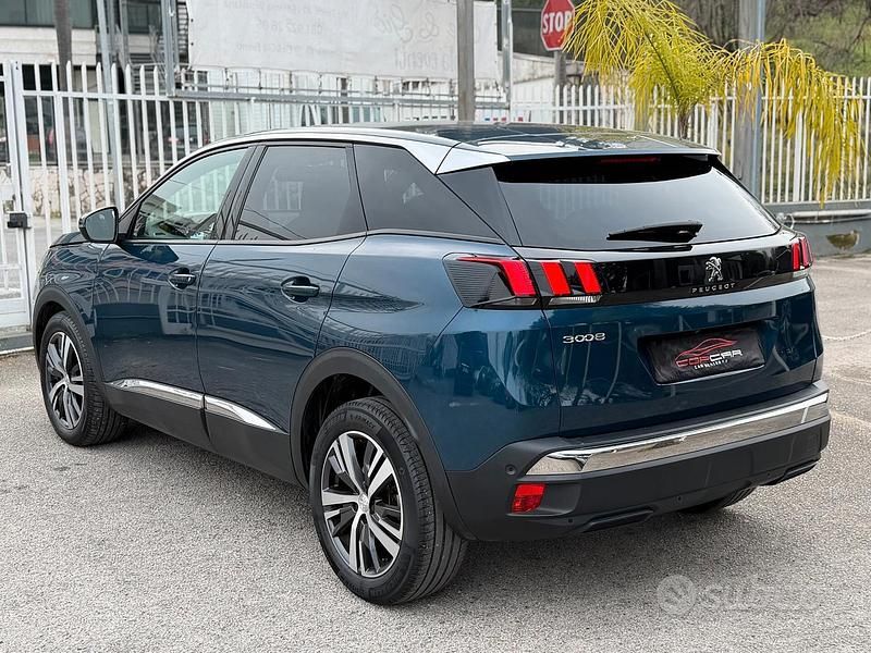 Usata Peugeot 3008 Allure 130 CV (95 kW) 2023 Blu SUV