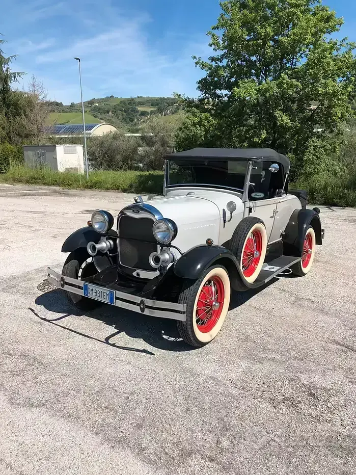 Usata Ford Model A 80 CV (58 kW) 1970 Grigio Cabrio