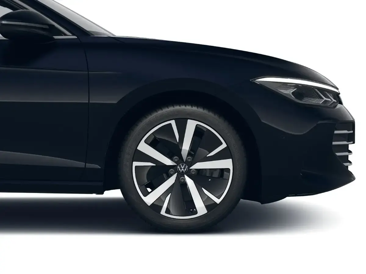 Usata VW Passat Business 204 CV (150 kW) 2025 Grenadill black metallizzato Station wagon