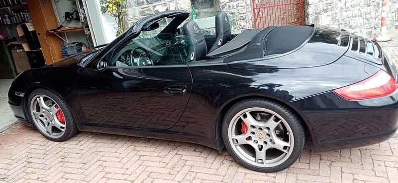 Nero Usata 2005 Porsche 911 Carrera S Cabriolet Cabrio | 50.000 € (Buon prezzo) - Immagine 1/4