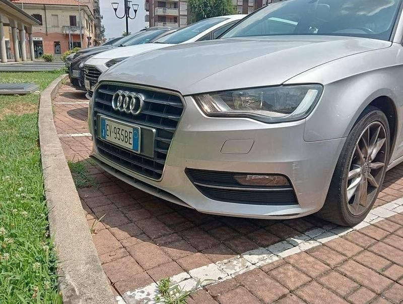 Usata Audi A3 Ambition 105 CV (77 kW) 2014 Berlina