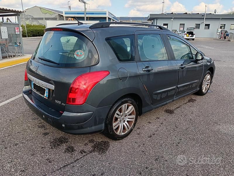 Occasion Peugeot 308 SW 93 ch (68 kW) 2011 Gris Break