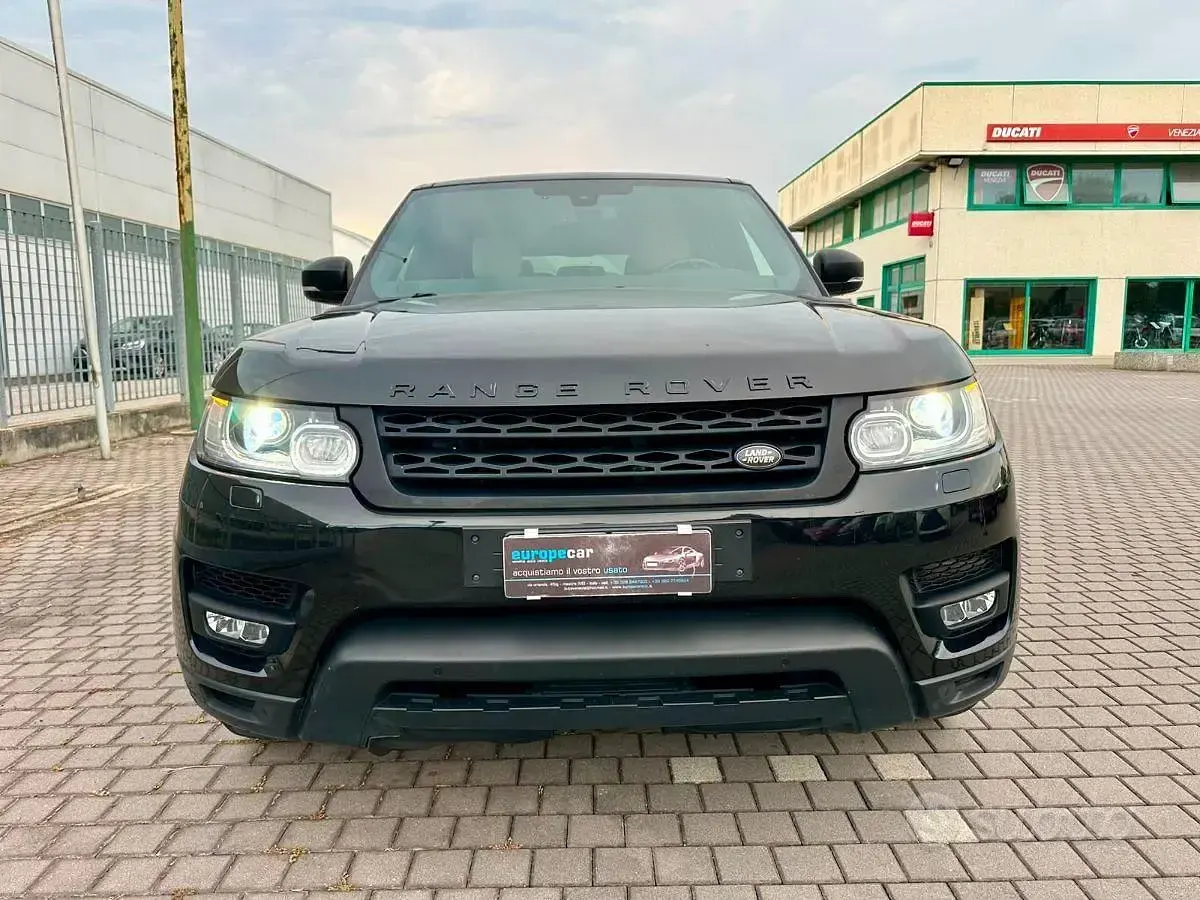 Usata Land Rover Range Rover Sport HSE 249 CV (183 kW) 2016 Nero SUV