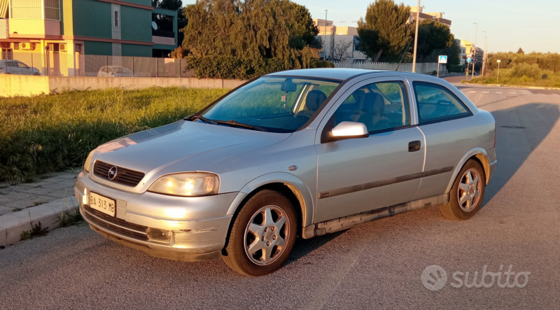 Usato 1998 Opel Astra 2.0 Diesel 82 CV (500 €)