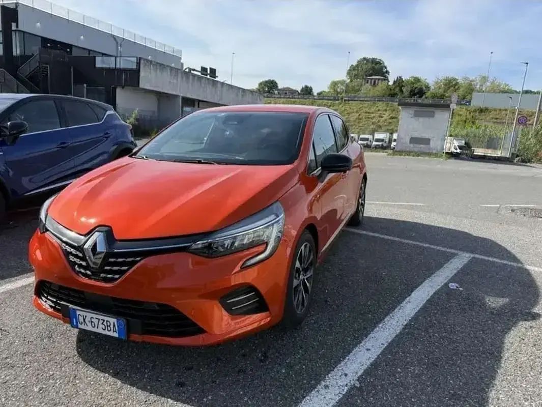 Usata Renault Clio V Techno 101 CV (74 kW) 2023 Berlina