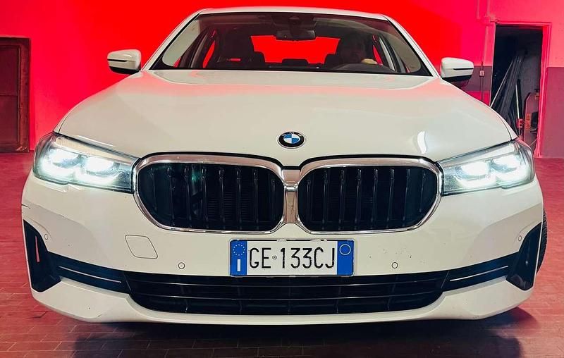 Usata BMW 520 190 CV (139 kW) 2021 Bianco Berlina