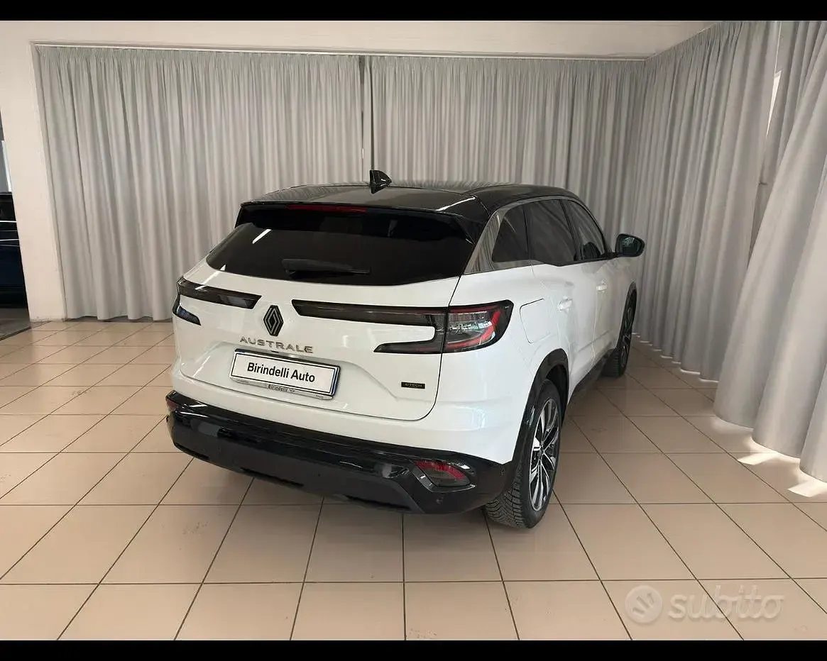 Usata Renault Austral Techno 130 CV (95 kW) 2023 Bianco SUV