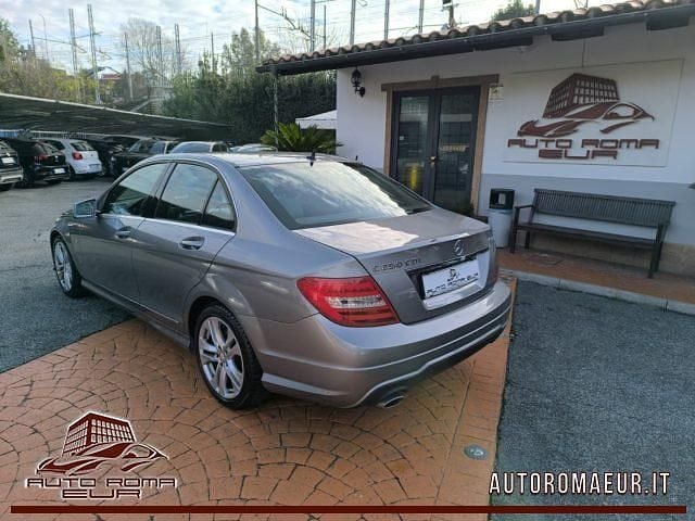 Usata Mercedes C250 Avantgarde 204 CV (150 kW) 2011 Grigio Berlina