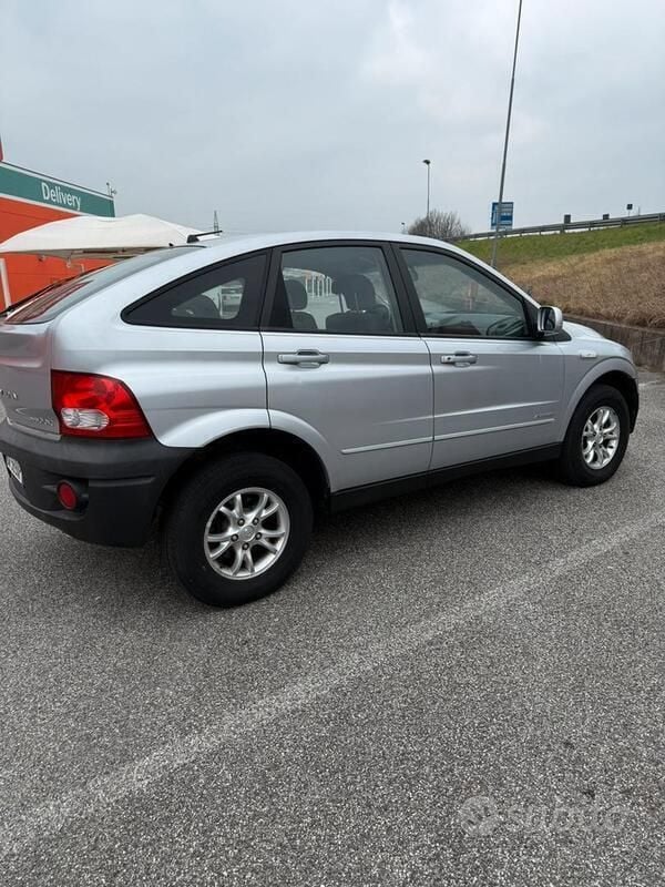 Usata 2008 Ssangyong Actyon Tre volumi | 3250 € (Super prezzo) - Immagine 1/4