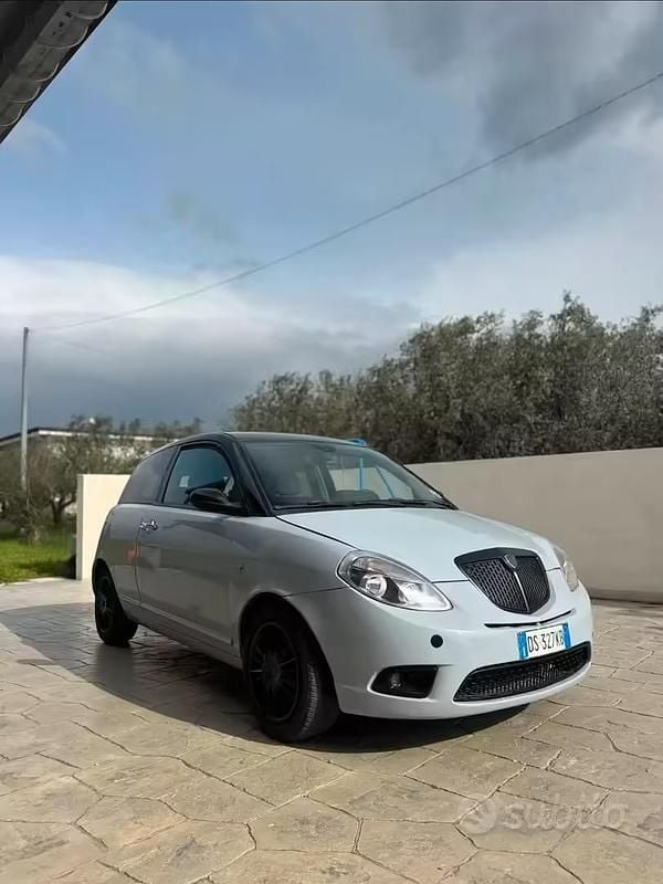 Usata Lancia Ypsilon 2008 Utilitaria