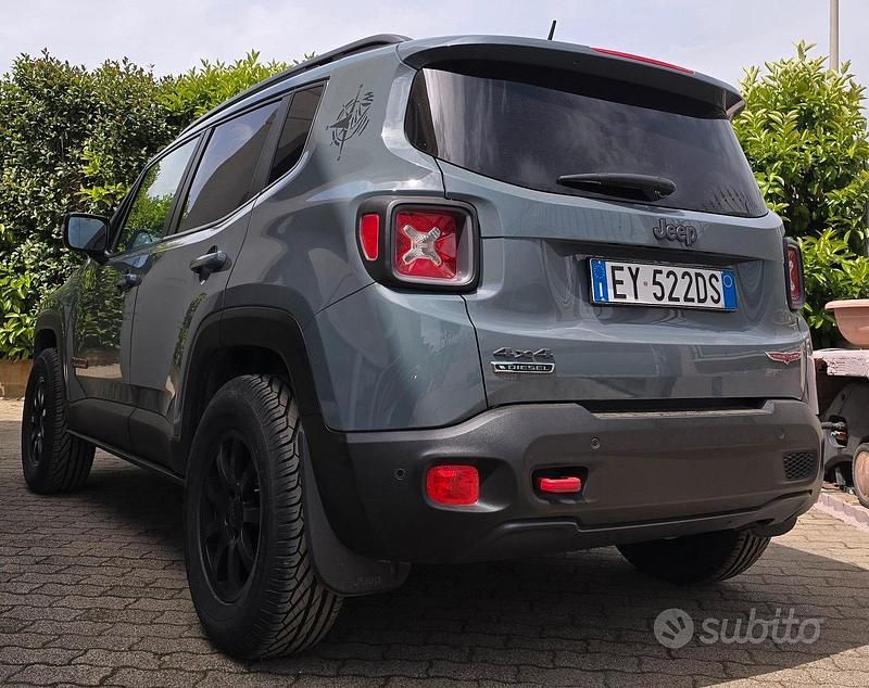 Usata Jeep Renegade Trailhawk 170 CV (125 kW) 2015 SUV