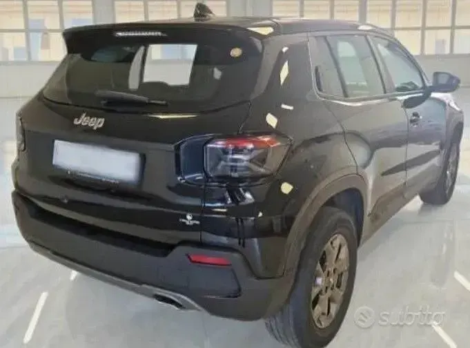 Usata Jeep Avenger Longitude 101 CV (74 kW) 2023 Nero SUV