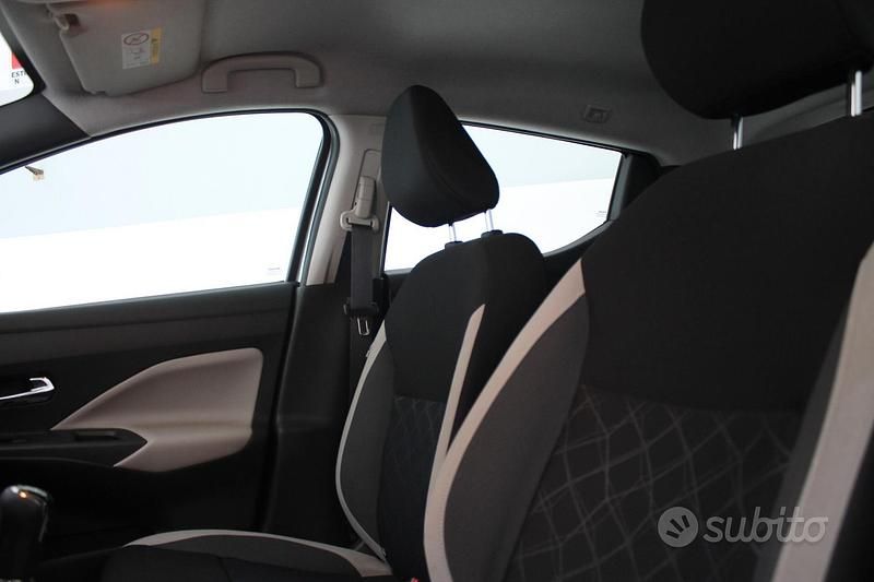 Usata Nissan Micra Acenta 89 CV (65 kW) 2018 Grigio Berlina