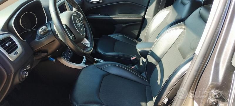 Usata Jeep Compass 120 CV (88 kW) 2019 Nero SUV