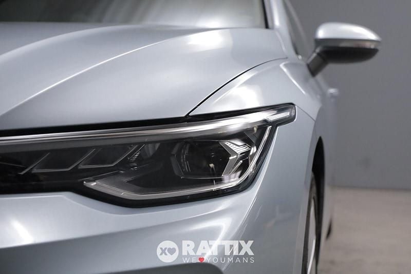 Usata VW Golf VIII Style 150 CV (110 kW) 2025 Dolomite silver metallizzato Berlina