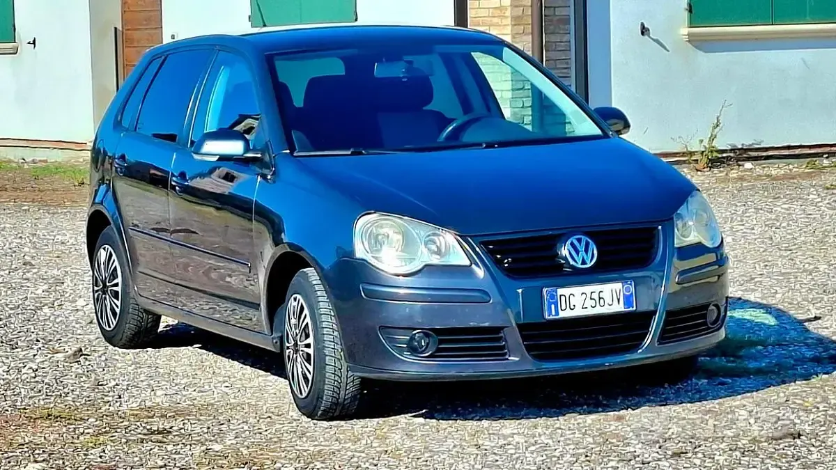 Usata VW Polo 80 CV (58 kW) 2007 Grigio Utilitaria