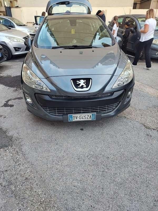 Usata Peugeot 308 109 CV (80 kW) 2009 Grigio Berlina