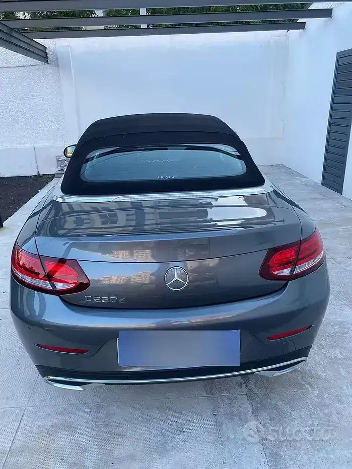 Usata Mercedes C220 Executive 194 CV (142 kW) 2020 Grigio Cabrio