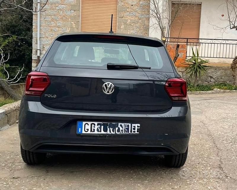 Usata VW Polo Highline 95 CV (69 kW) 2018 Grigio Utilitaria