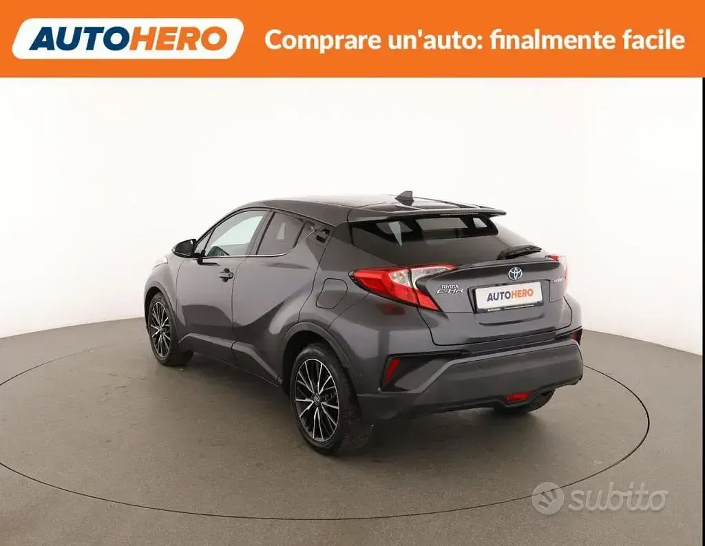 Second-hand Toyota C-HR Lounge 98 CP (72 kW) 2017 Gri SUV