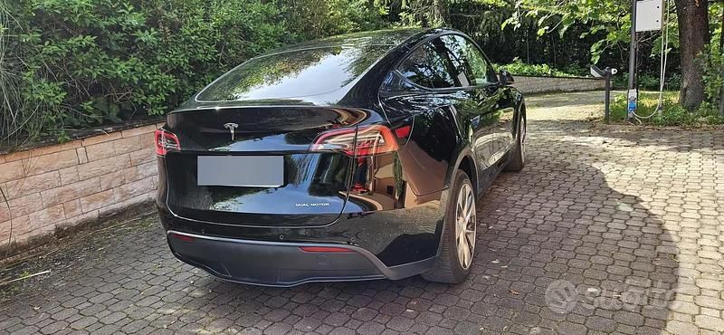 Occasion Tesla Model Y Long Range AWD 378 kW (514 ch) 2022 Noir SUV