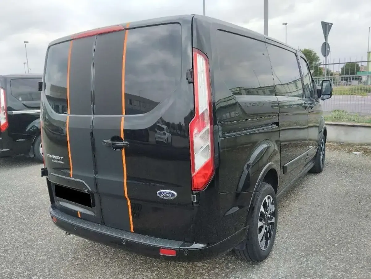 Usata Ford Transit Custom Sport 185 CV (136 kW) 2020 Nero Furgone