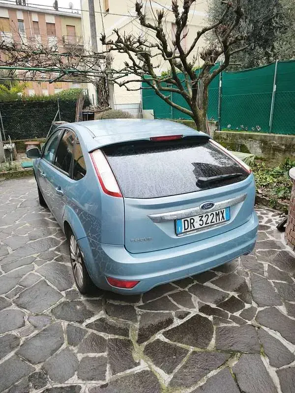 Usata Ford Focus 116 CV (85 kW) 2008 Blu/azzurro Berlina