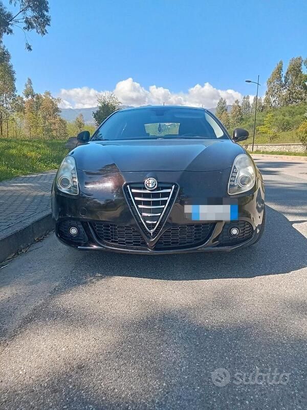 Usata Alfa Romeo Giulietta 109 CV (80 kW) 2013 Nero Utilitaria
