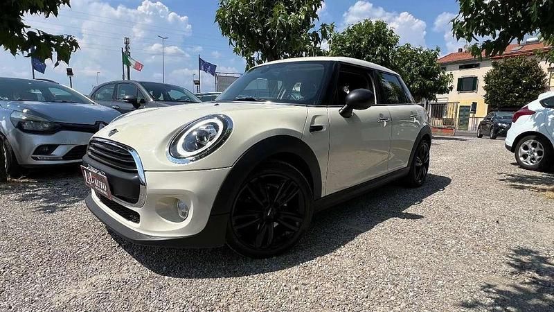 Beige Usata 2018 Mini ONE Hype Due volumi | 12.990 € (Ottimo prezzo) - Immagine 1/4