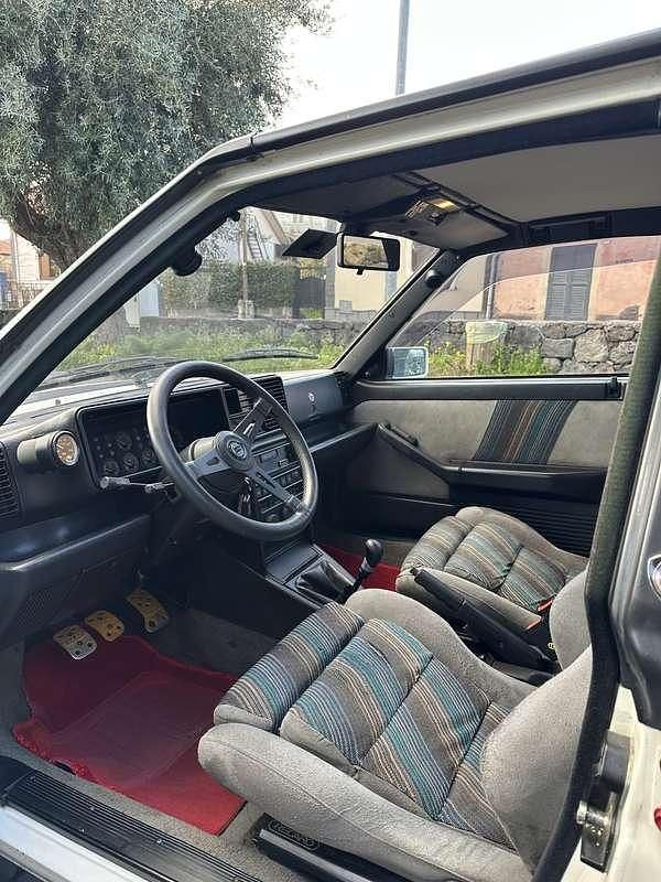 Usata Lancia Delta 166 CV (122 kW) 1987 Bianco Utilitaria