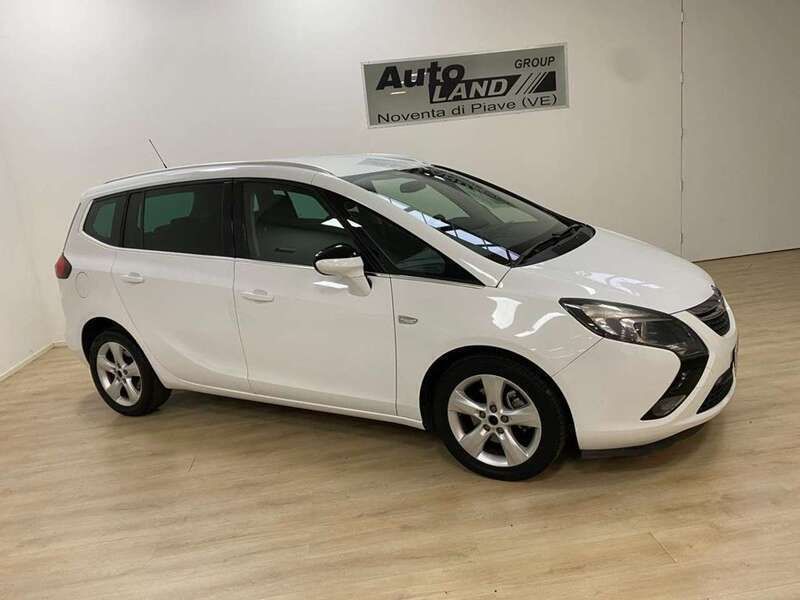 Usata Opel Zafira Tourer 150 CV (110 kW) 2013 Bianco Monovolume