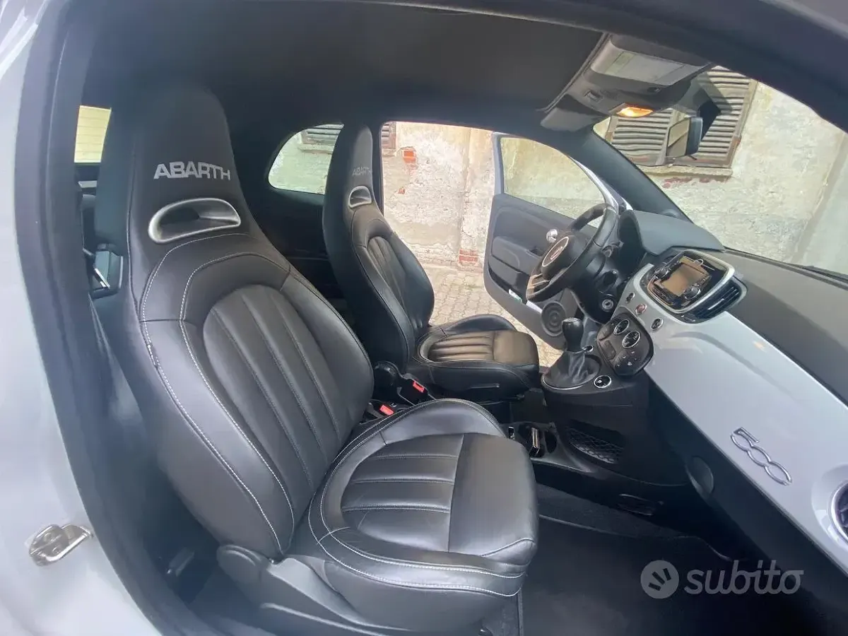 Usata Fiat 500C Abarth 145 CV (106 kW) 2017 Grigio Cabrio