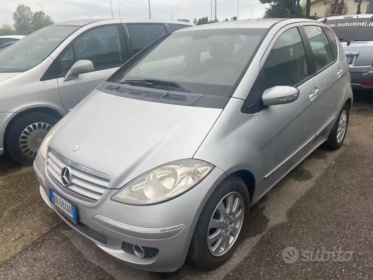 Usata Mercedes A180 Elegance 109 CV (80 kW) 2006 Berlina