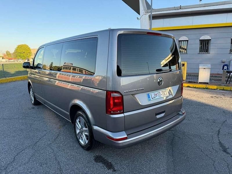 Usata VW Transporter 150 CV (110 kW) 2019 Grigio Furgone
