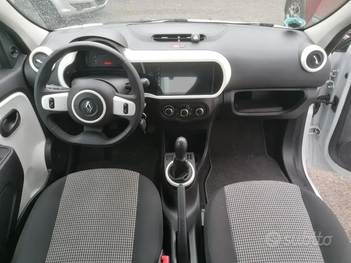 Usata Renault Twingo 90 CV (66 kW) 2015 Bianco Utilitaria