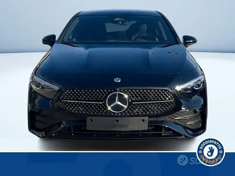 Nuova Mercedes A180 AMG 2026 Nero Berlina