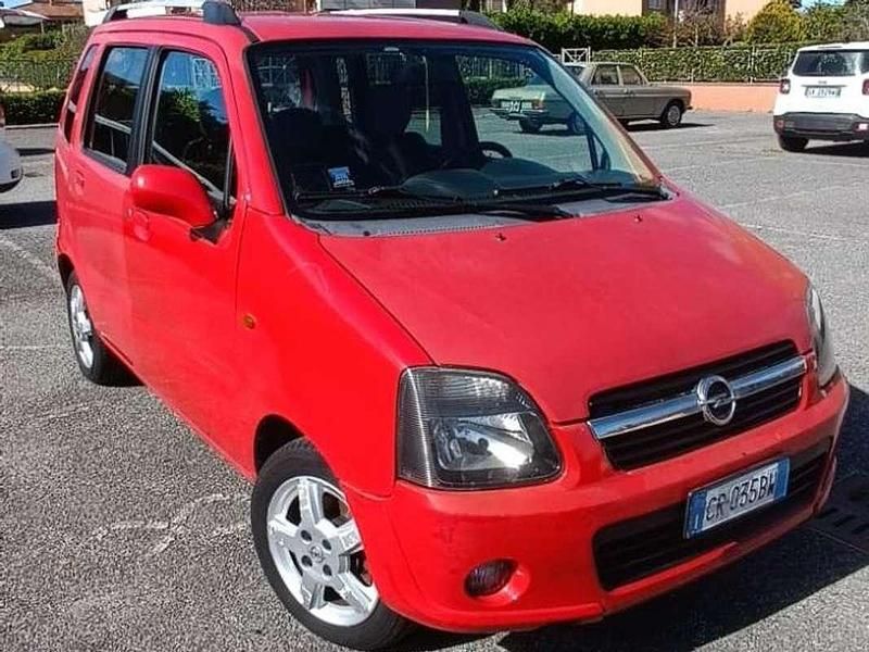 Usata Opel Agila Edition 75 CV (55 kW) 2004 Utilitaria
