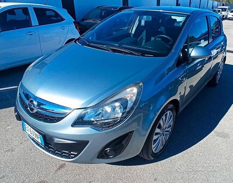 Usata Opel Corsa 85 CV (62 kW) 2014 Grigio Utilitaria
