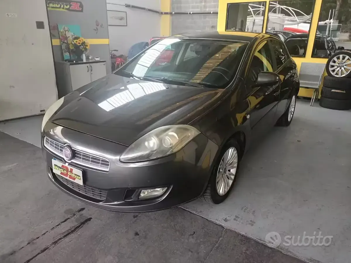 Usata Fiat Bravo 90 CV (66 kW) 2010 Utilitaria