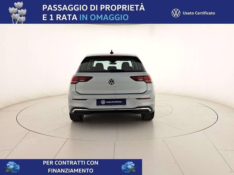 Usata VW Golf VIII Style 150 CV (110 kW) 2025 Dolomite silver metallizzato Berlina
