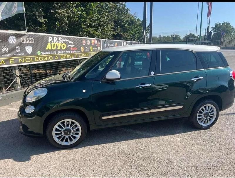Usata 2014 Fiat 500L Living Monovolume | 4800 € (Buon prezzo) - Immagine 1/4