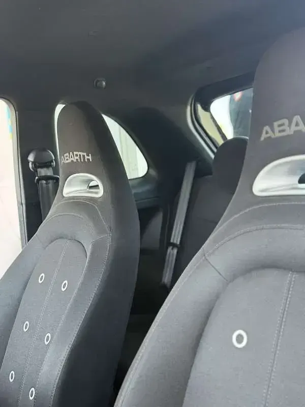 Usata Abarth 595 Pista 159 CV (116 kW) 2017 Nero Berlina