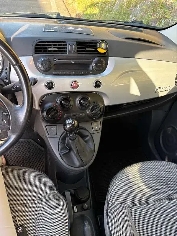 Usata Fiat 500 Lounge 69 CV (50 kW) 2010 Argento Utilitaria