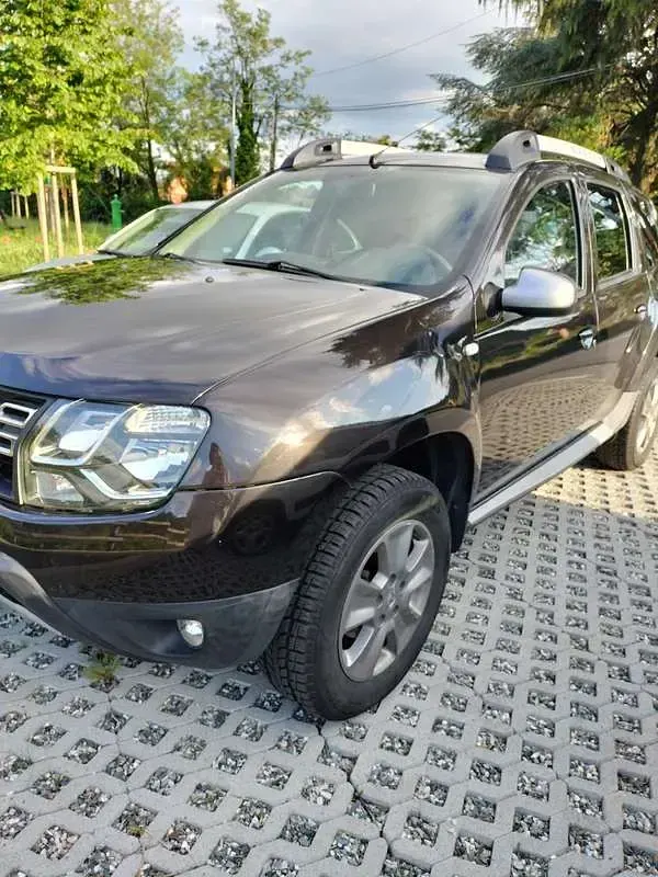 Usata Dacia Duster Lauréate 105 CV (77 kW) 2015 SUV